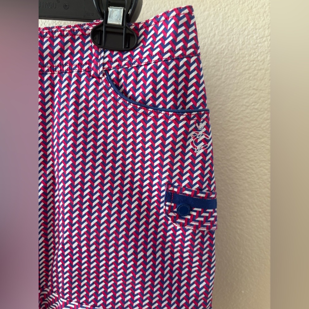 Louis Castel Geometric Golf Mini Skort in Pink White and Blue - Size 70 - Picture 3 of 4